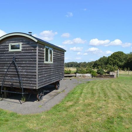 Rose Shepherds Hut Badlesmere Extérieur photo