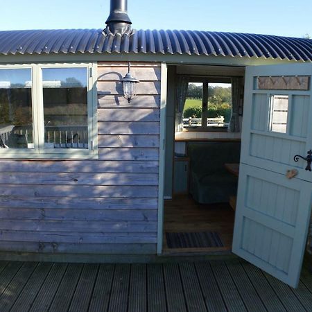 Rose Shepherds Hut Badlesmere Extérieur photo
